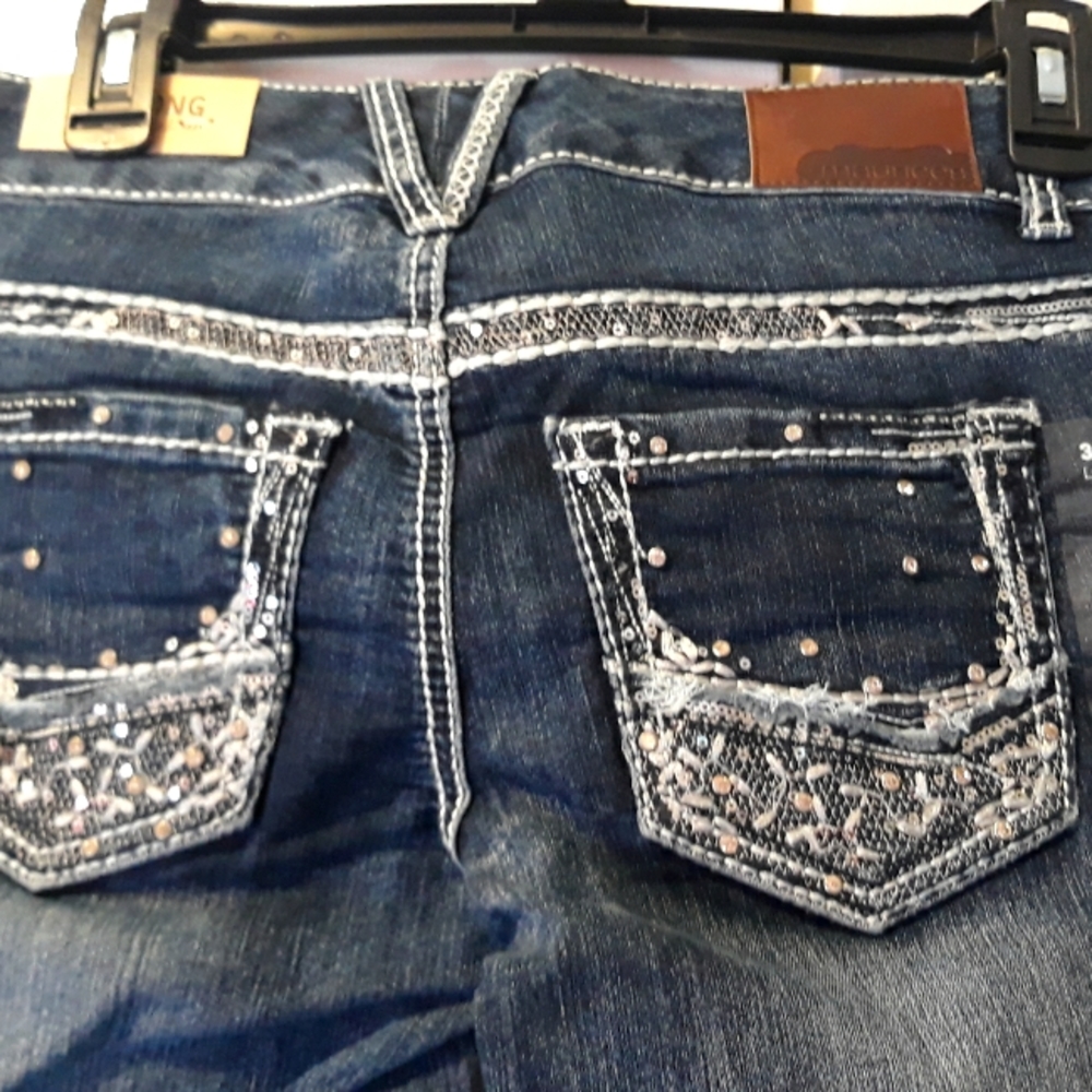 Maurices jeans NWT